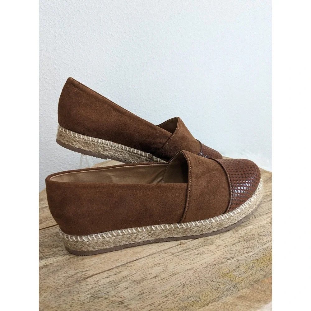 Secrets Shoes brown suede